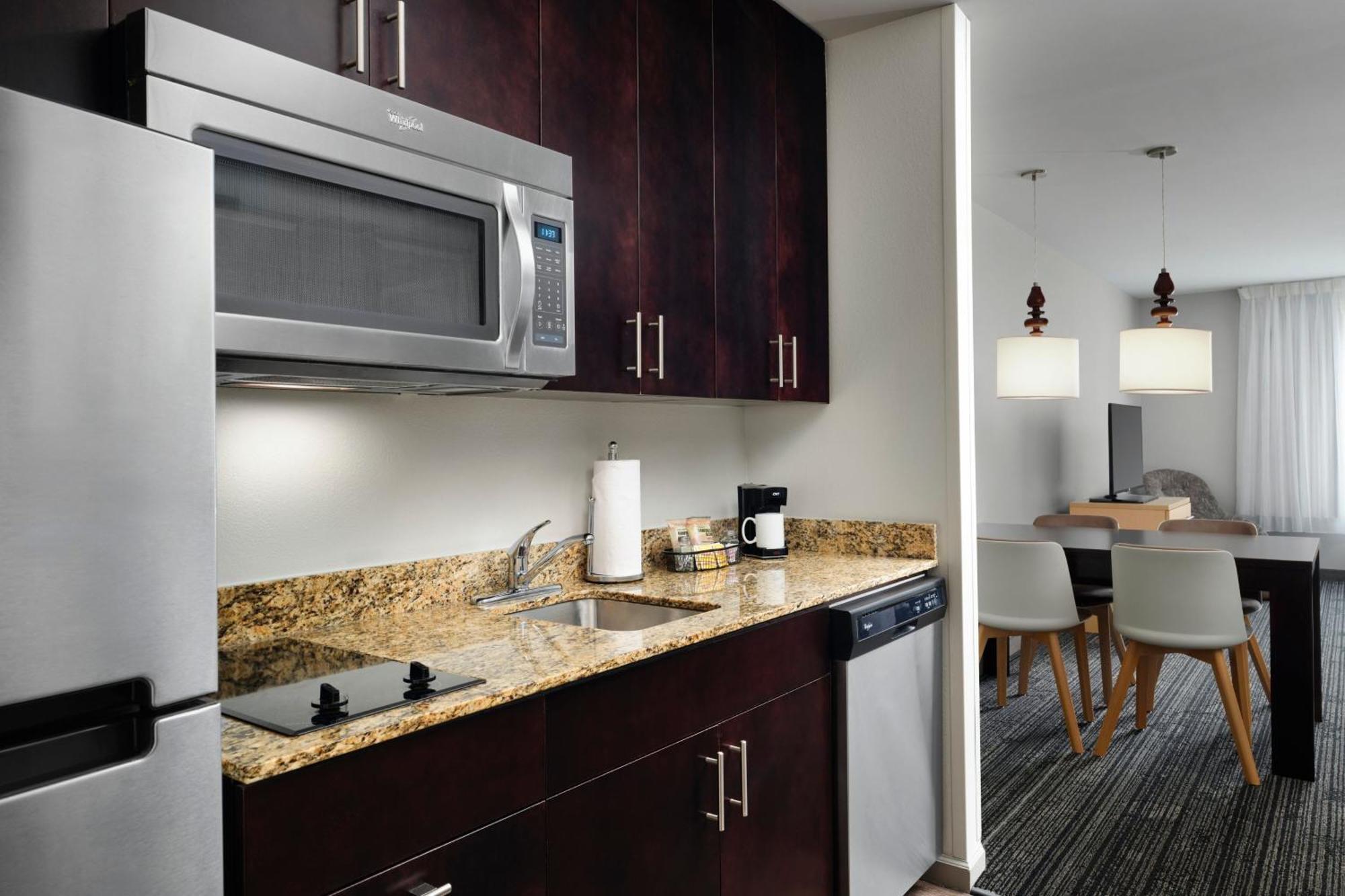 Towneplace Suites By Marriott Columbia Northwest/Harbison Экстерьер фото